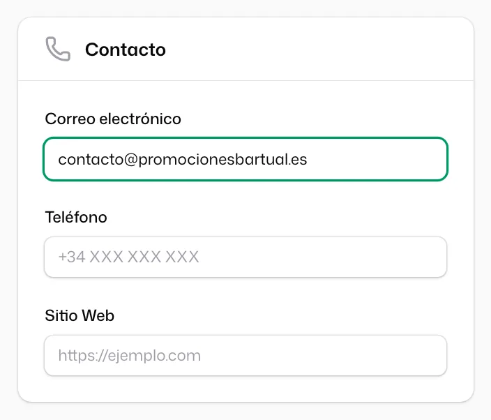 El bloque «Contacto», con el «Correo electrónico» del cliente