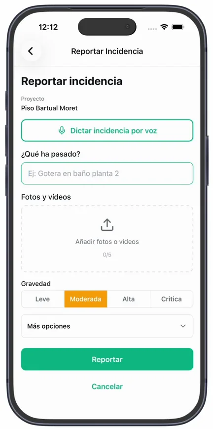 La pantalla «Reportar incidencia», con «Dictar incidencia por voz», «¿Qué ha pasado?», «Fotos y vídeos», «Gravedad», «Más opciones» y el botón «Reportar»