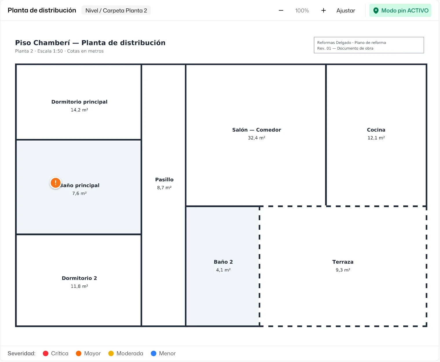El plano con el pin naranja clavado en el «Baño principal» y, debajo, la leyenda «Severidad»: «Crítica», «Mayor», «Moderada» y «Menor»