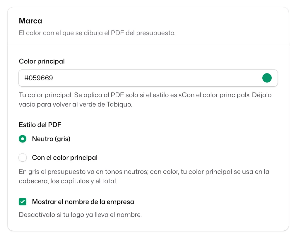 La sección «Marca» de «Documentos PDF»: «Color principal», «Estilo del PDF» con «Neutro (gris)» y «Con el color principal», y «Mostrar el nombre de la empresa»