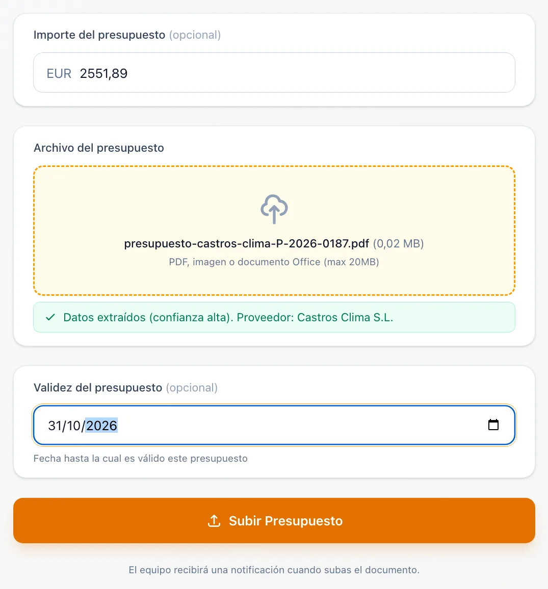 La página que abre el proveedor: el PDF subido, el «Importe del presupuesto» leído del archivo, la «Validez del presupuesto» y el botón «Subir Presupuesto»