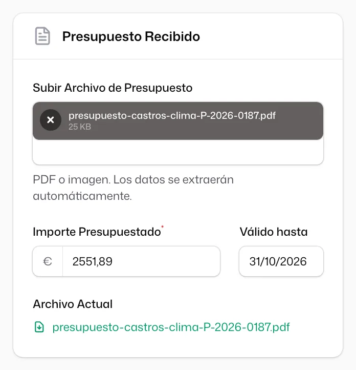 La sección «Presupuesto Recibido» de la contratación, con el «Importe Presupuestado», «Válido hasta» y el archivo del proveedor en «Archivo Actual»