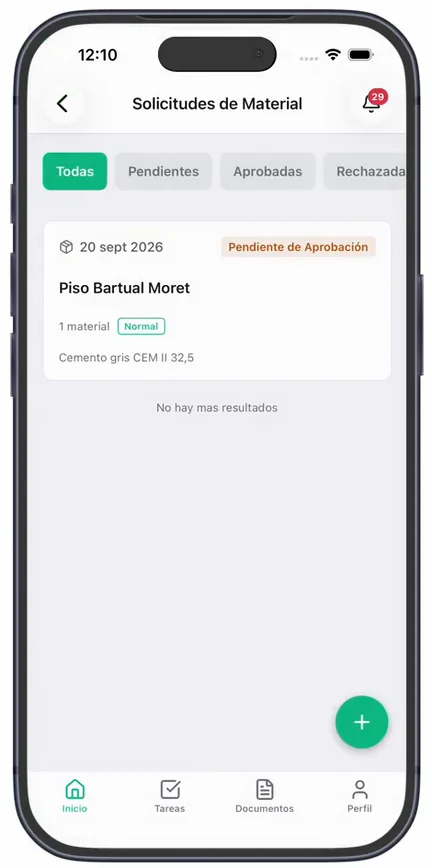 La solicitud enviada en la lista, con la etiqueta «Pendiente de Aprobación»